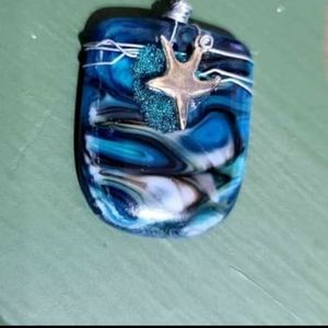 Beautiful Polished Stone Necklace